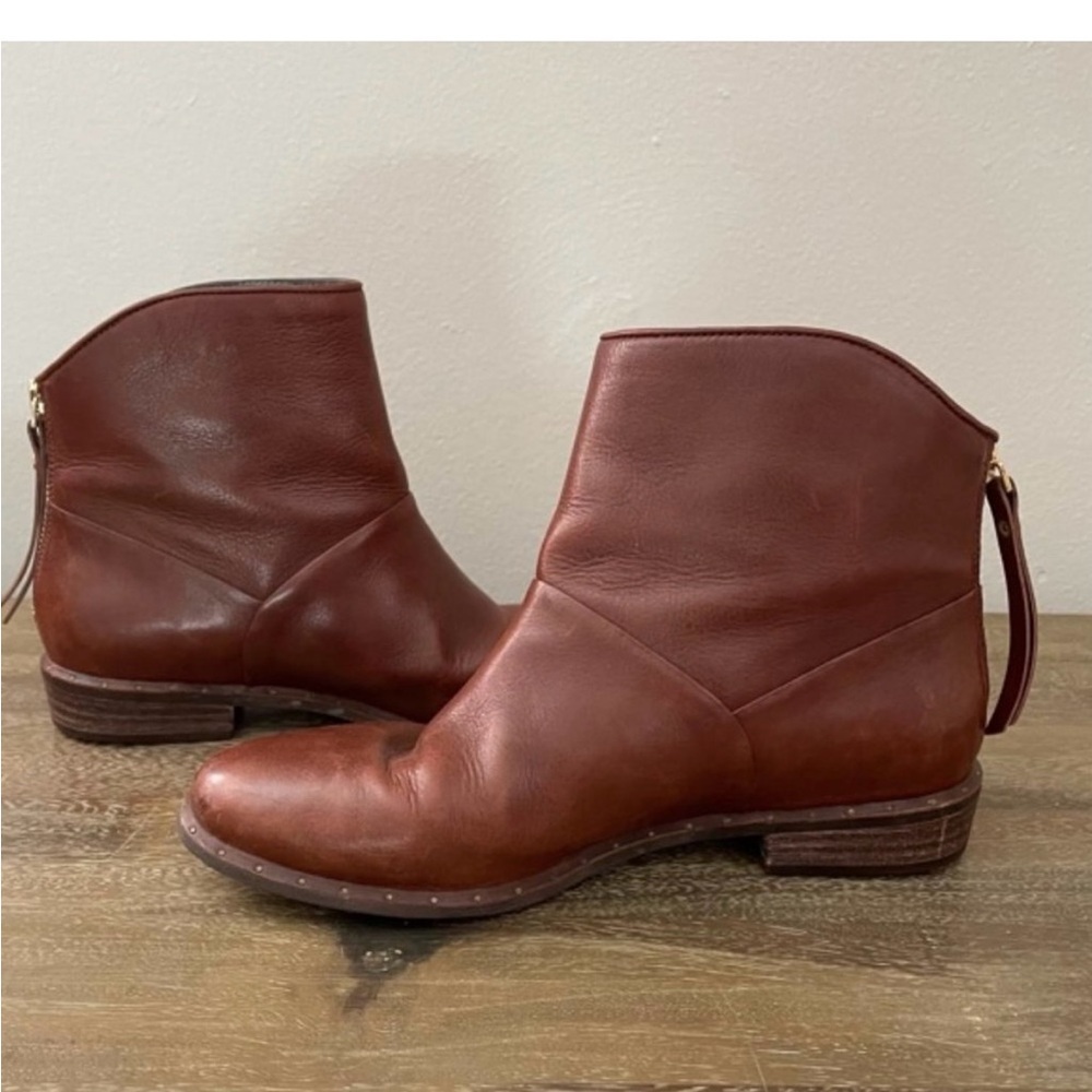 UGG womens Brown Leather Booties